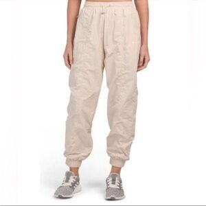 NWT Wilo The Label Parachute Pant in Clay Size Medium